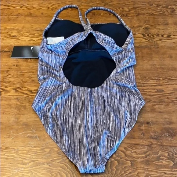 NIKE Swimsuit - Picture 4 of 7